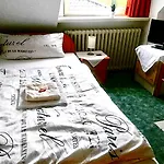 Szálloda Zum Burggrafen 2*
