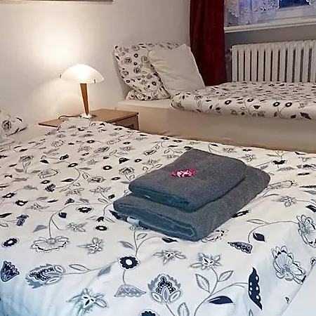 Szálloda Zum Burggrafen 2*