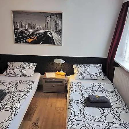 Szálloda Zum Burggrafen 2*
