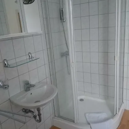 Zum Burggrafen 2*
