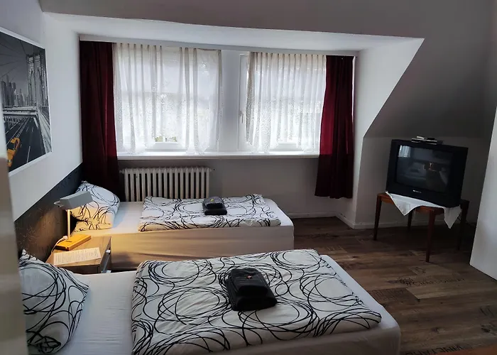 Zum Burggrafen 2*